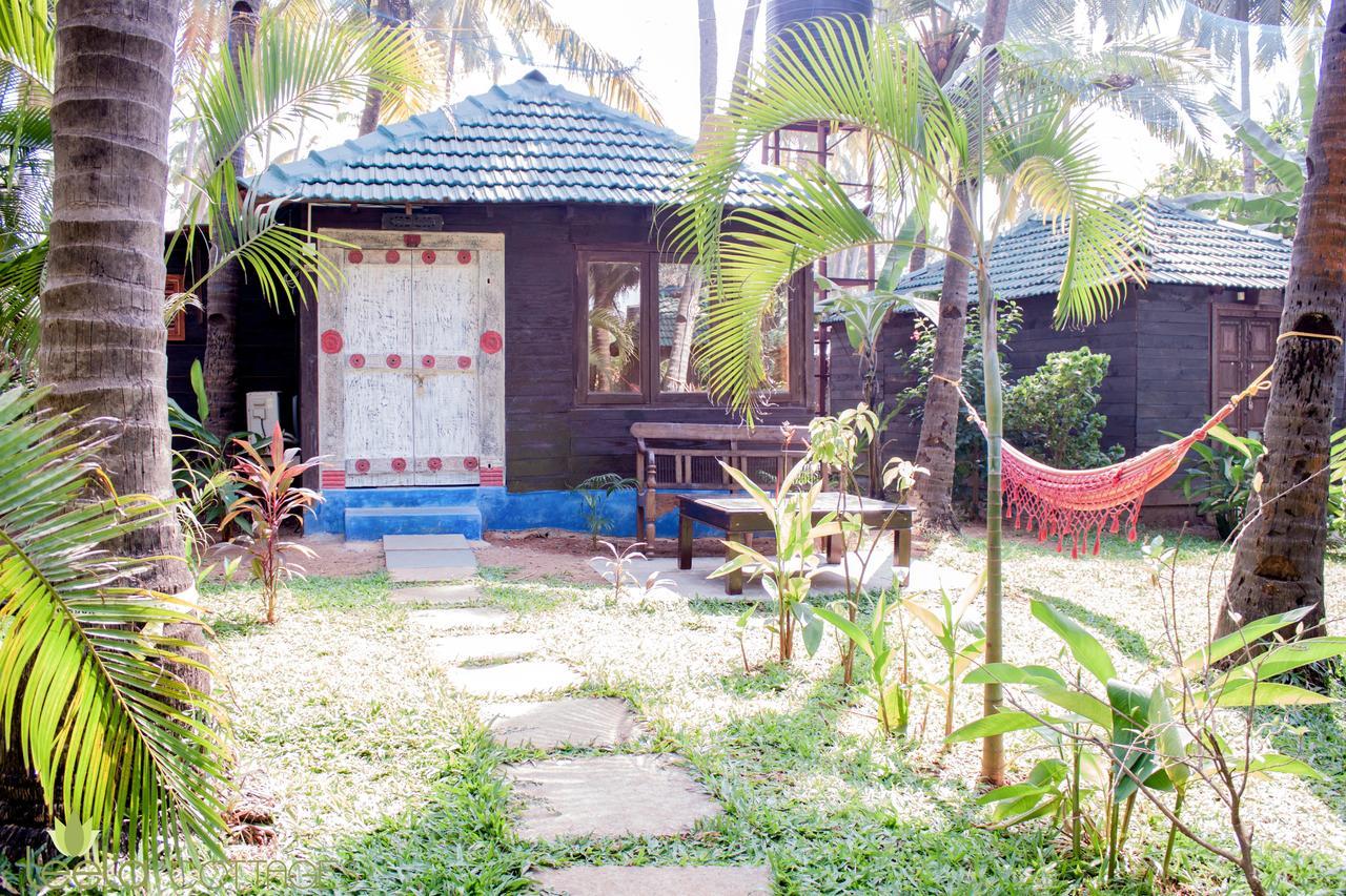 Leela Cottages Morjim Eksteriør bilde